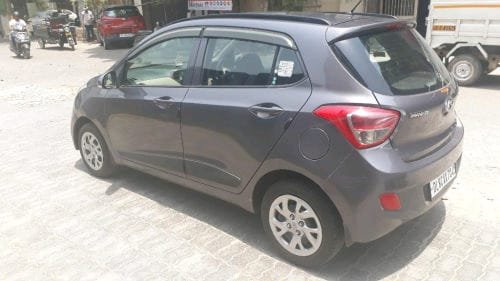 2016 Hyundai Grand i10 1.2 CRDi Sportz for sale in New Delhi