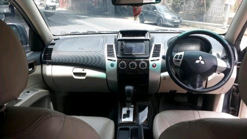 2015 Mitsubishi Pajero Sport Sport 4x2 AT Petrol  for sale in Ghaziabad
