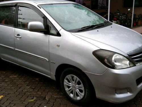 Toyota Innova MT 2004-2011 2005 for sale