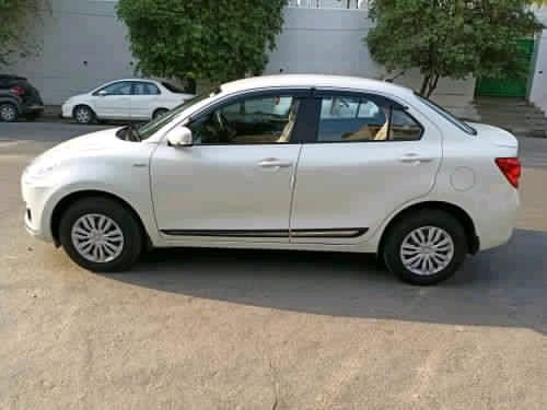 2017 Maruti Suzuki Swift Dzire 1.2 VXI BSIV Petrol MT for sale in New Delhi