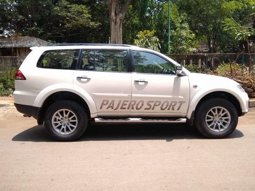 2015 Mitsubishi Pajero Sport   Sport 4X2 AT for sale at low price