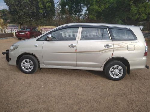 Used Toyota Innova MT car at low price