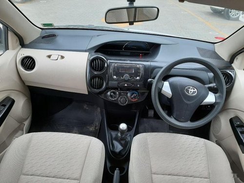 Toyota Etios Liva  VD MT 2017 for sale