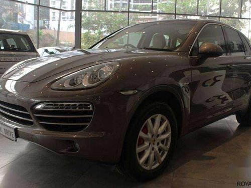 Used Porsche Cayenne car Diesel AT at low price