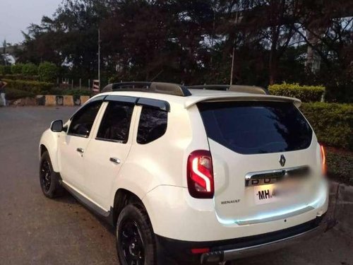 Used Renault Duster car MT at low price