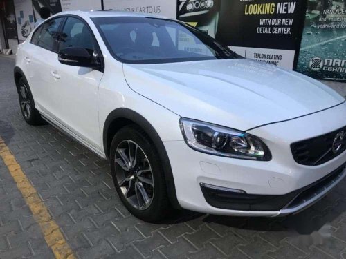 Volvo S60 Cross Country 2017 AT for sale 