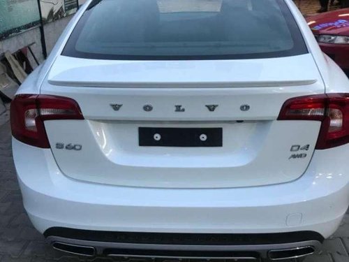 Volvo S60 Cross Country 2017 AT for sale 