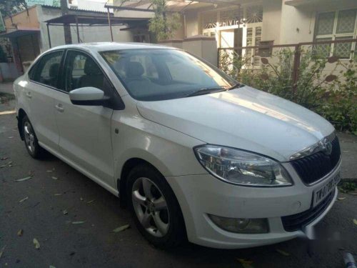 Skoda Rapid 2012 MT for sale 