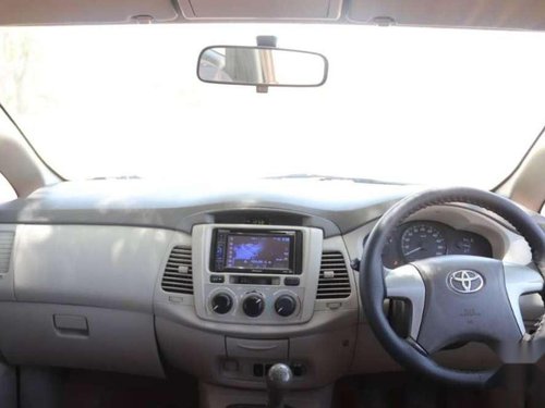 Toyota Innova 2014 2.5 VX 7 STR MT for sale 