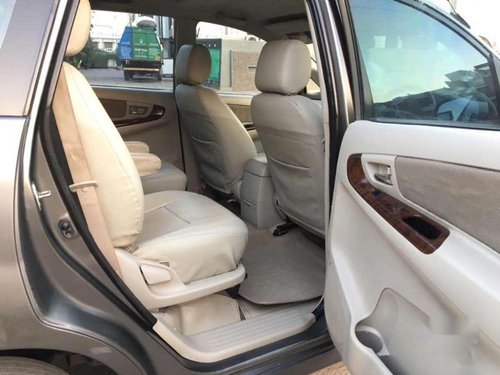 Toyota Innova 2.5 VX BS IV 7 STR, 2013, Diesel MT for sale 