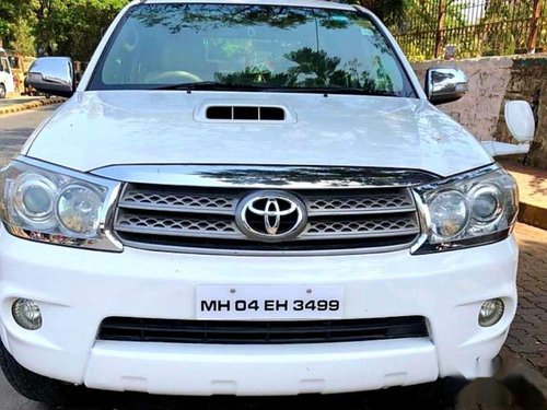 Used Toyota Fortuner car 2011 4x4 MT for sale at low price