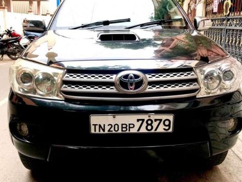 Used 2011 Toyota Fortuner 4x4 MT for sale 