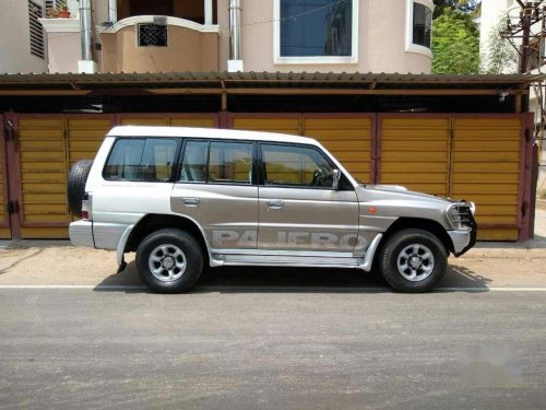 Mitsubishi Pajero SFX 2.8, 2011, Diesel MT for sale 