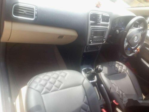 Volkswagen Polo Highline Petrol, 2015, Petrol MT for sale 