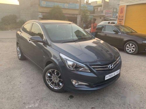 Hyundai Verna Fluidic 1.6 CRDi SX Opt, 2015, Diesel MT for sale 