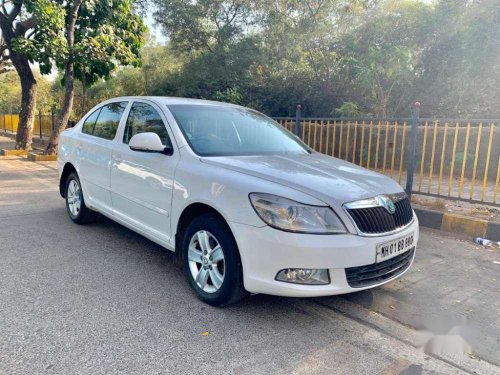 Skoda Laura Ambiente 2.0 TDI CR AT, 2011, Diesel for sale 