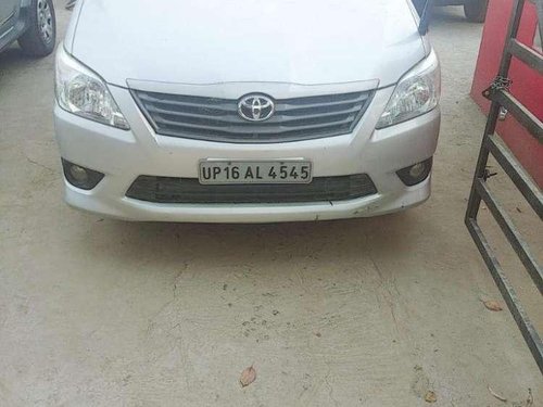 Toyota Innova 2012 MT for sale 