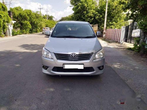 Toyota Innova 2.5 G4 8 STR, 2013, Diesel MT for sale 