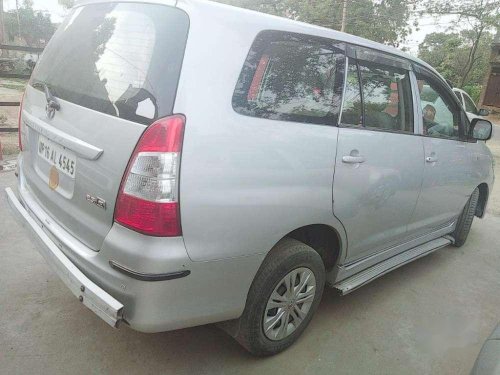 Toyota Innova 2012 MT for sale 