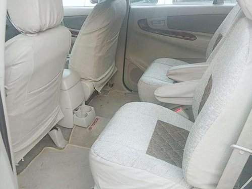 Toyota Innova 2012 MT for sale 