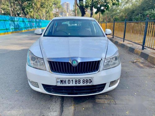 Skoda Laura Ambiente 2.0 TDI CR AT, 2011, Diesel for sale 