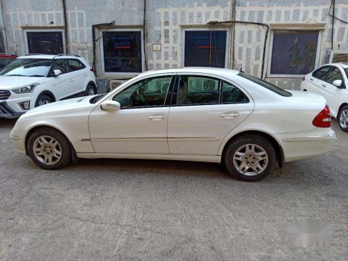 Mercedes Benz E Class 2005 AT for sale 