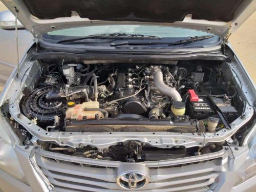 Toyota Innova 2.5 VX 7 STR 2013 MT for sale 