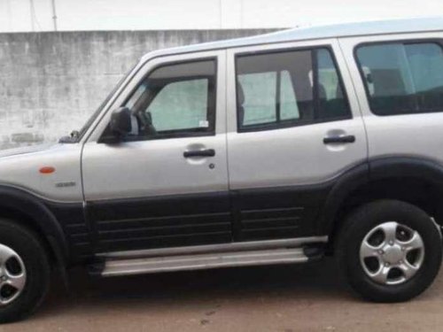 Mahindra Scorpio DX 2.6 Turbo 8 Str, 2004, Diesel MT for sale 