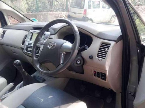 Used Toyota Innova 2.5 ZX 7 STR BS-IV, 2014, Diesel MT for sale 