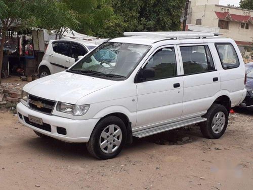 Used Chevrolet Tavera Neo 2011 MT for sale 