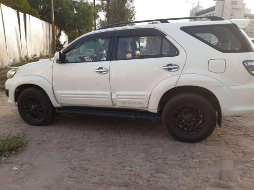 Used Toyota Fortuner 4x2 AT 2013 for sale 