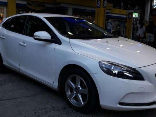 Used 2017 Volvo V40 AT for sale at low price