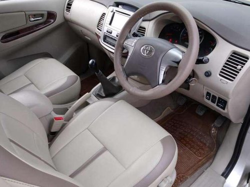 Toyota Innova 2.5 V 7 STR, 2012, Diesel MT for sale 