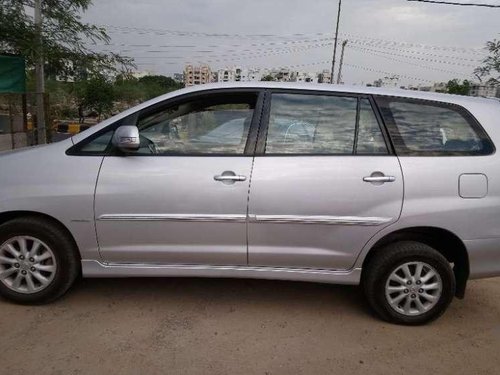 Toyota Innova 2.5 V 7 STR, 2012, Diesel MT for sale 