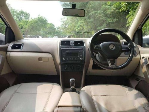 Skoda Rapid 2014 MT for sale 