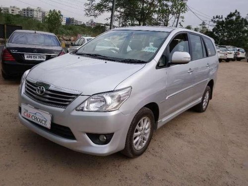 Toyota Innova 2.5 V 7 STR, 2012, Diesel MT for sale 