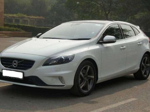 Used Volvo V40 D3 R-Design 2017 AT for sale 