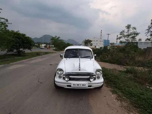 Used Mercedes Benz 200 MT car at low price