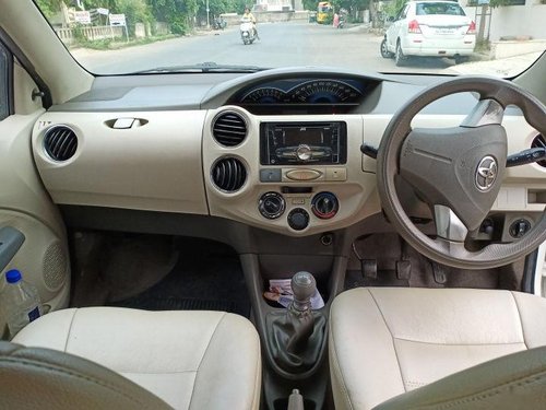 Used Toyota Etios Cross 1.4L GD MT 2015 for sale