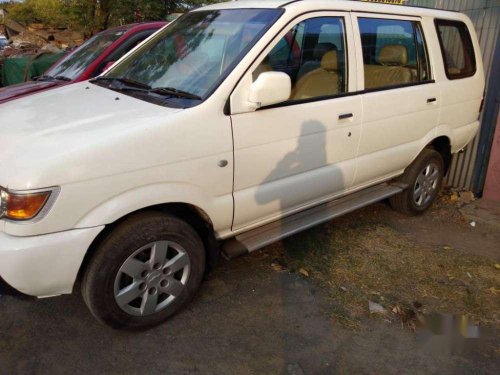 Used Chevrolet Tavera Neo 2013 MT for sale at low price