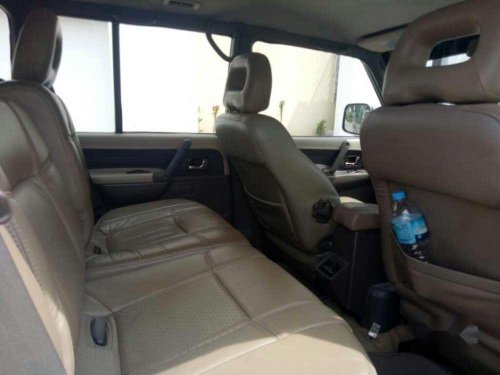 Mitsubishi Pajero SFX 2.8, 2010, Diesel MT for sale 