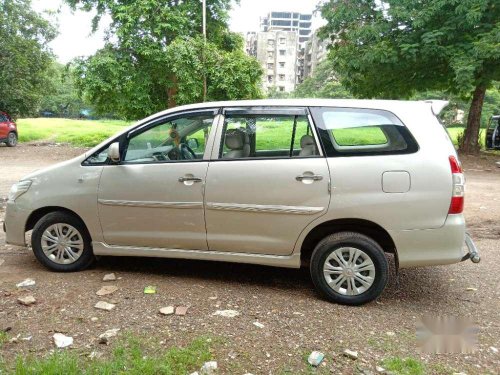 Toyota Innova 2.5 VX 8 STR 2013 MT for sale 