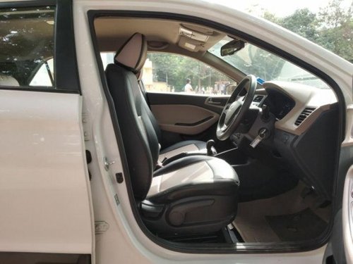 Used Hyundai Elite i20 MT car at low price