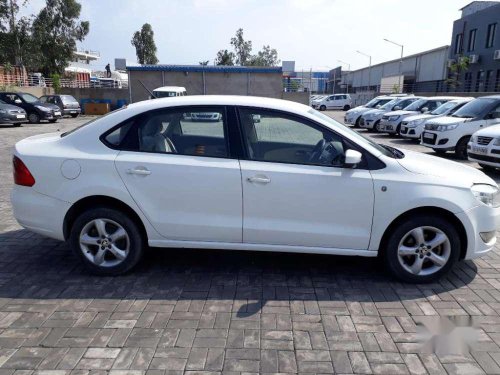 2014 Skoda Rapid MT for sale 