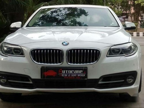 BMW 5 Series 520d Luxury Line, 2015, Diesel AT for sale 