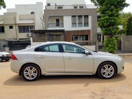 Volvo S60 Kinetic D5, 2011, Diesel MT for sale 