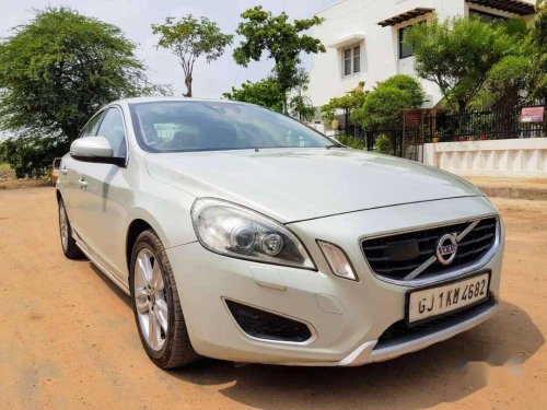 Volvo S60 Kinetic D5, 2011, Diesel MT for sale 