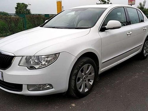 Skoda Superb Elegance 1.8 TSI MT, 2012, Petrol for sale 