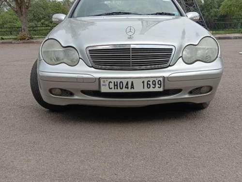 Mercedes-Benz C-Class 180 Classic, 2002, Petrol MT for sale 