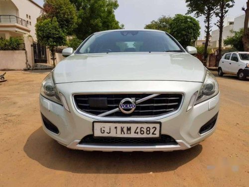 Volvo S60 Kinetic D5, 2011, Diesel MT for sale 